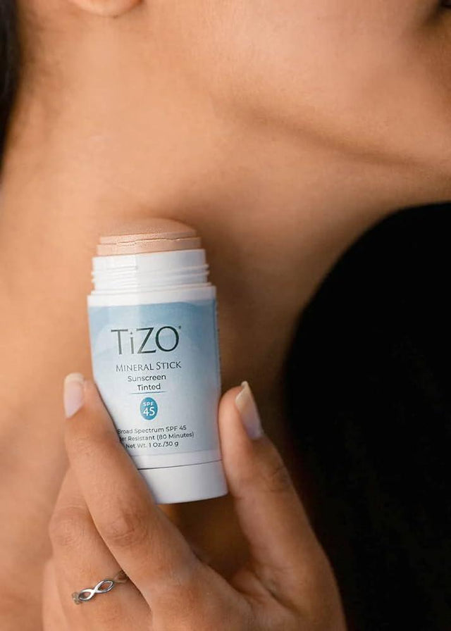 TIZO MINERAL STICK TINTED 30 GR